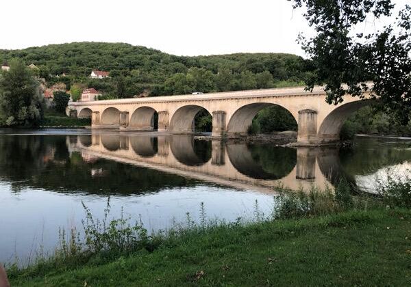 Camping Municipal du Pont de Lanzac (midi Pyrenees)