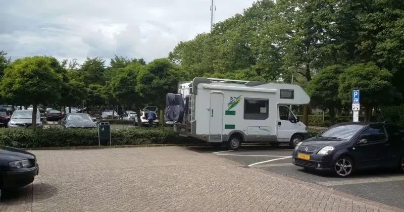 Camperplaats centrum Putten verdwijnt